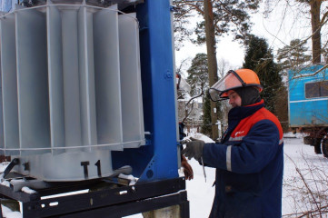 энергетики повышают качество электроснабжения потребителей в Смоленской области - фото - 1