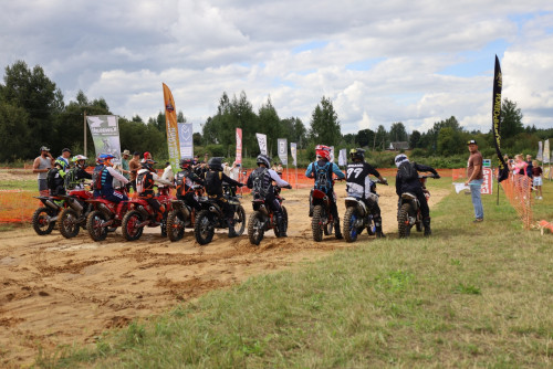 04_0808_enduro