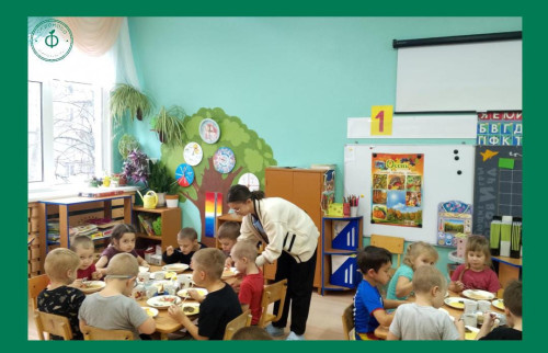 3_2910_molodoj-uchitel