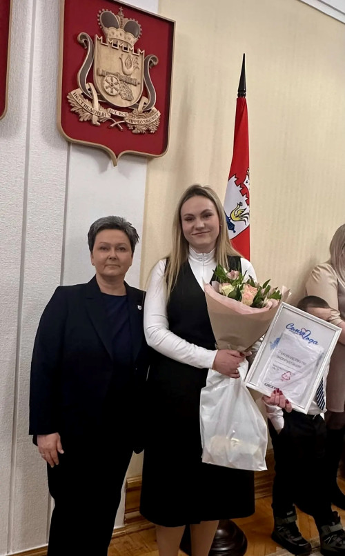 4_3012_liseenkovy-chernya