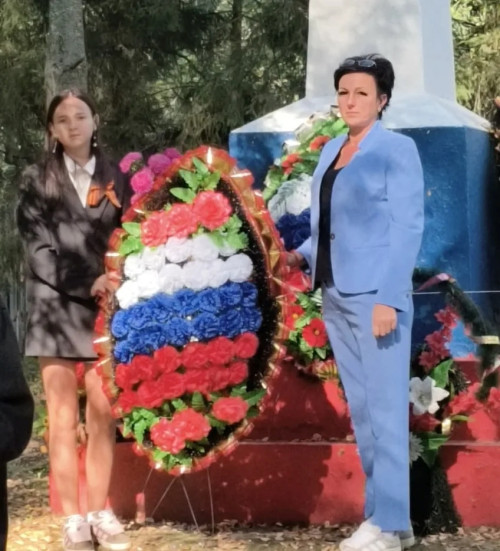 5_1112_sluzhenie-zdeseva