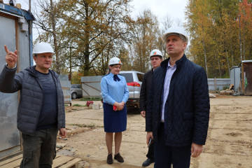 плановый контроль строительства МКД по улице Октябрьской - фото - 1